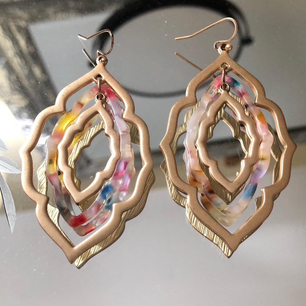C&C California Chandelier Moroccan Silver Gold Tortoise Toned Dangle Earrings